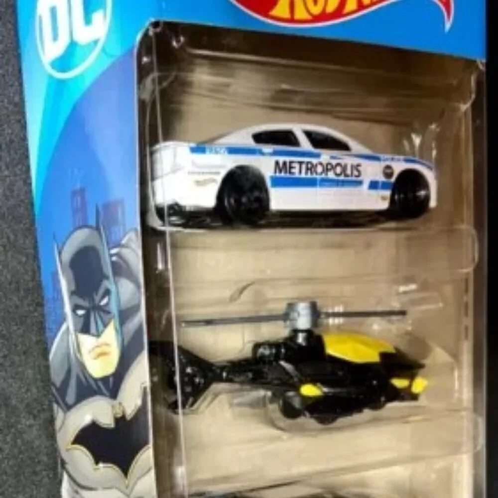 Hot Wheels '11 Charger Batcopter Dark Knight Batmobile Bedlam Velocita Batman DC